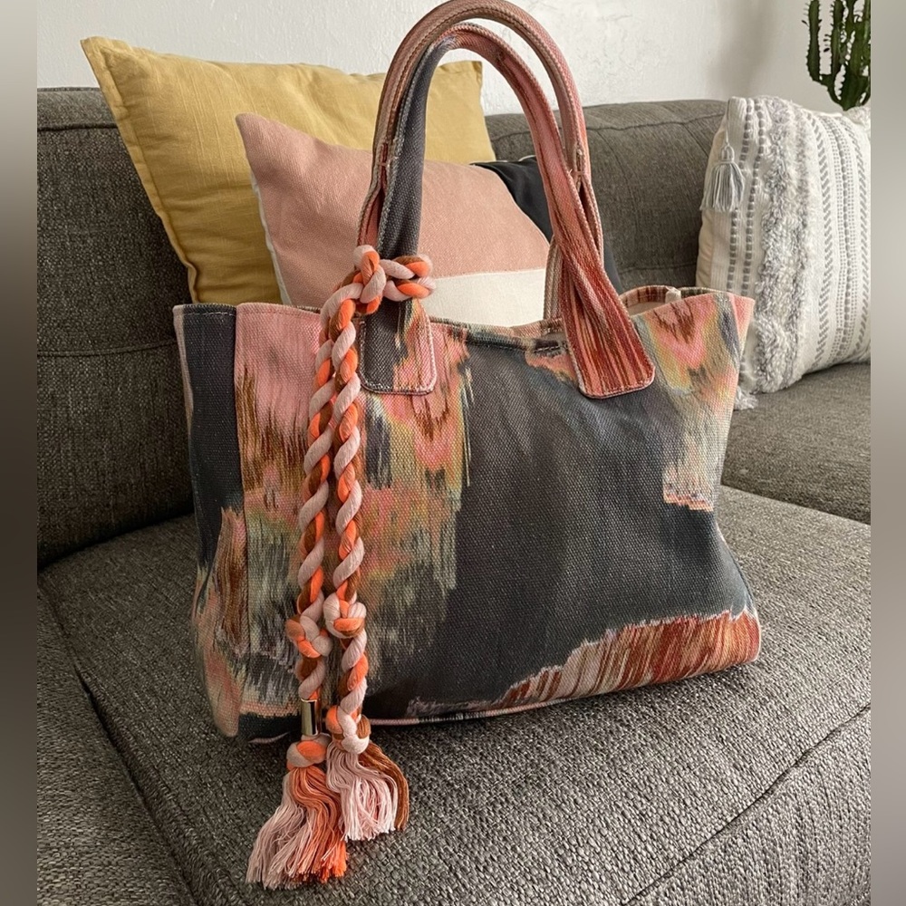 Beautiful colored Franco Sarto Medium tote bag